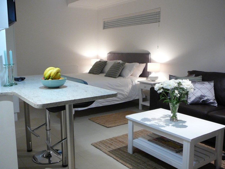 To Let 1 Bedroom Property for Rent in Summerstrand Eastern Cape